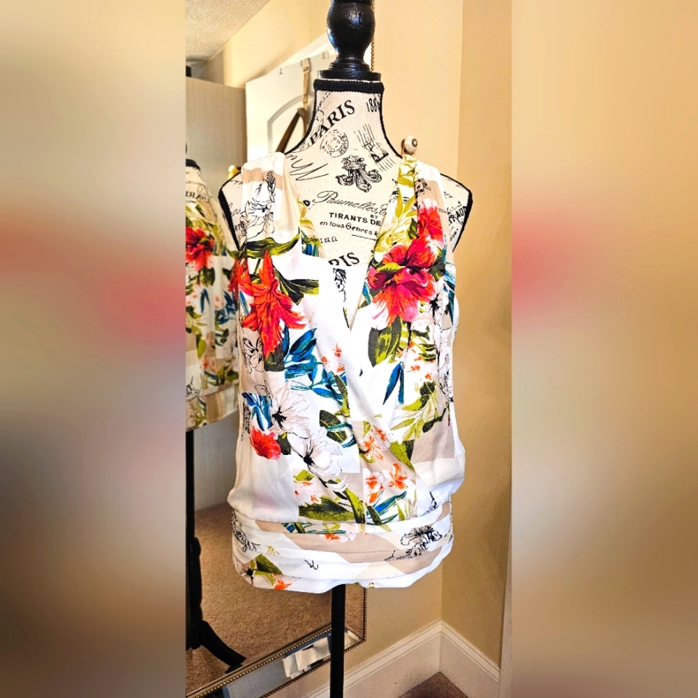 Top by White House Black Market